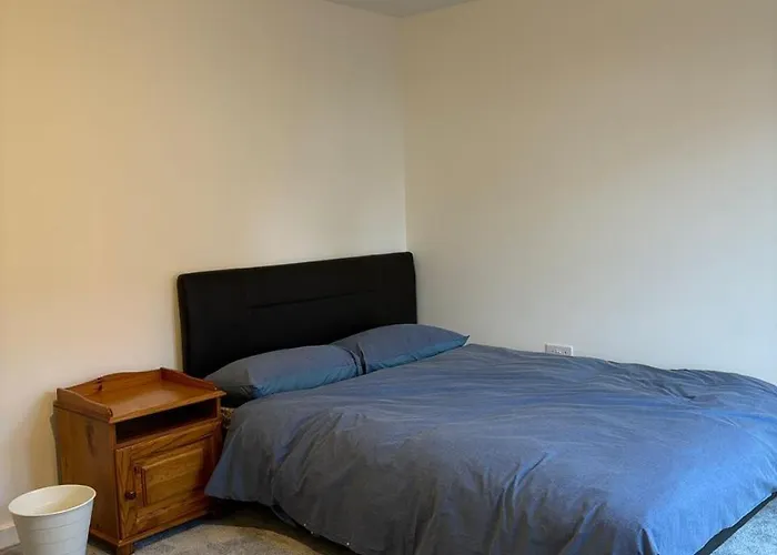 Double Room In Bristol - Near Uwe